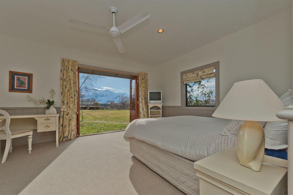 Manata Homestead & Lodge Κουίνσταουν Εξωτερικό φωτογραφία