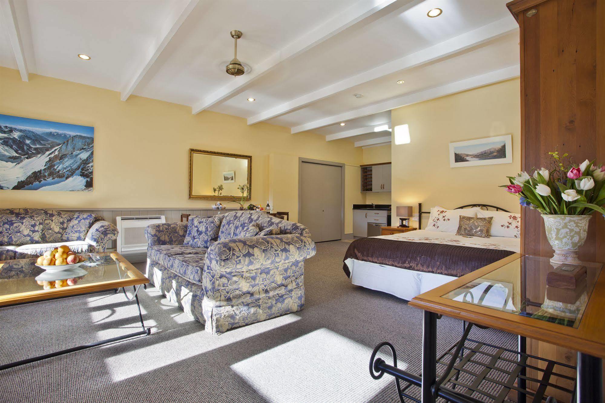 Manata Homestead & Lodge Κουίνσταουν Εξωτερικό φωτογραφία